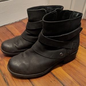 Clarks motorcycle style chelsea boots